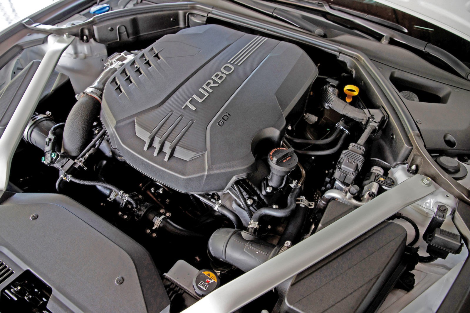 Genesis G70 3.3 Turbo RWD Review | Napleton News