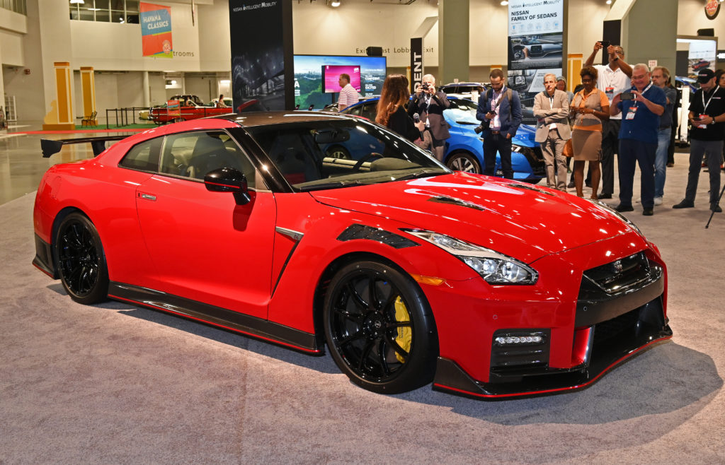 Nissan GT-R Nismo Front