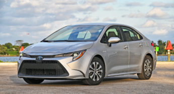 2020 TOYOTA COROLLA HYBRID REVIEW