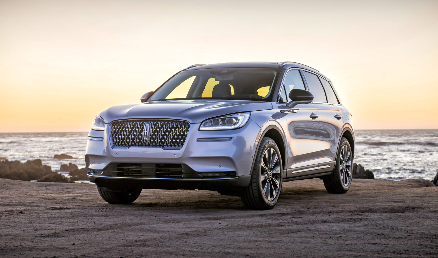 THE LINCOLN CORSAIR SUV TAKES FLIGHT Napleton News