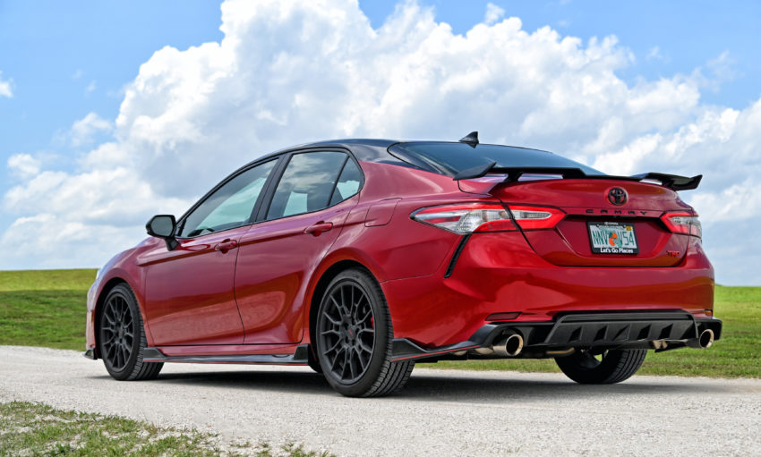 TOYOTA CAMRY TRD FIRST DRIVE | Napleton News
