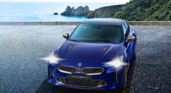 THE KIA STINGER MUSCLES UP FOR 2022