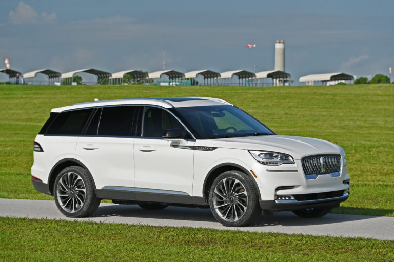 Lincoln aviator reserve
