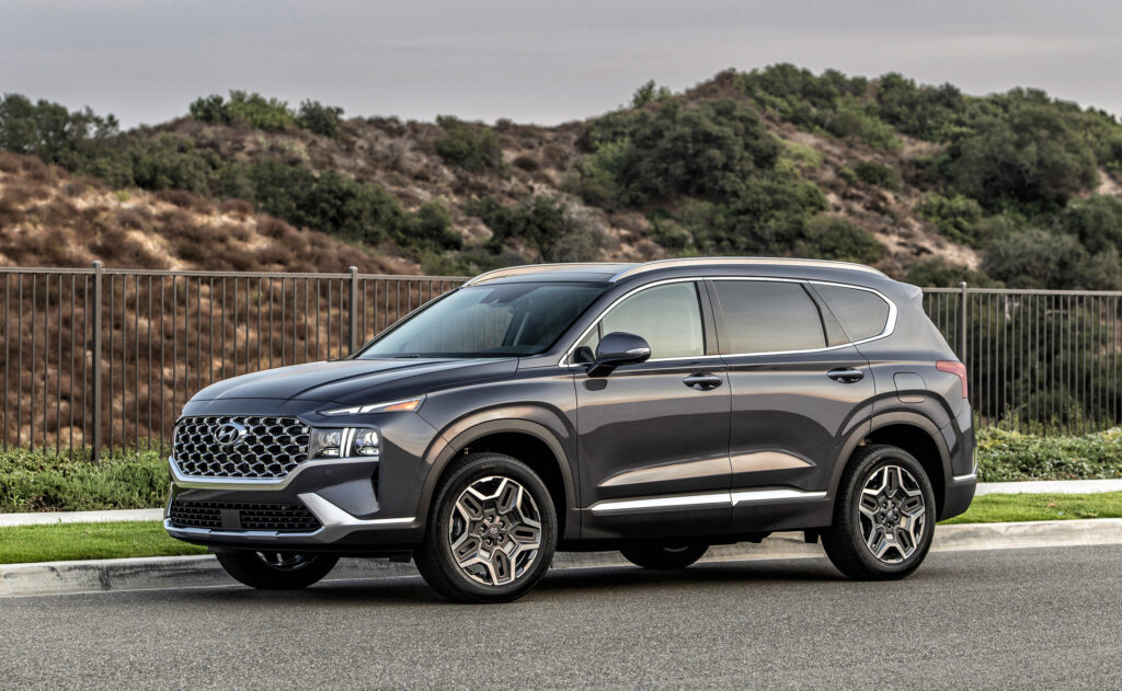 New Santa Fe Hybrid 2022