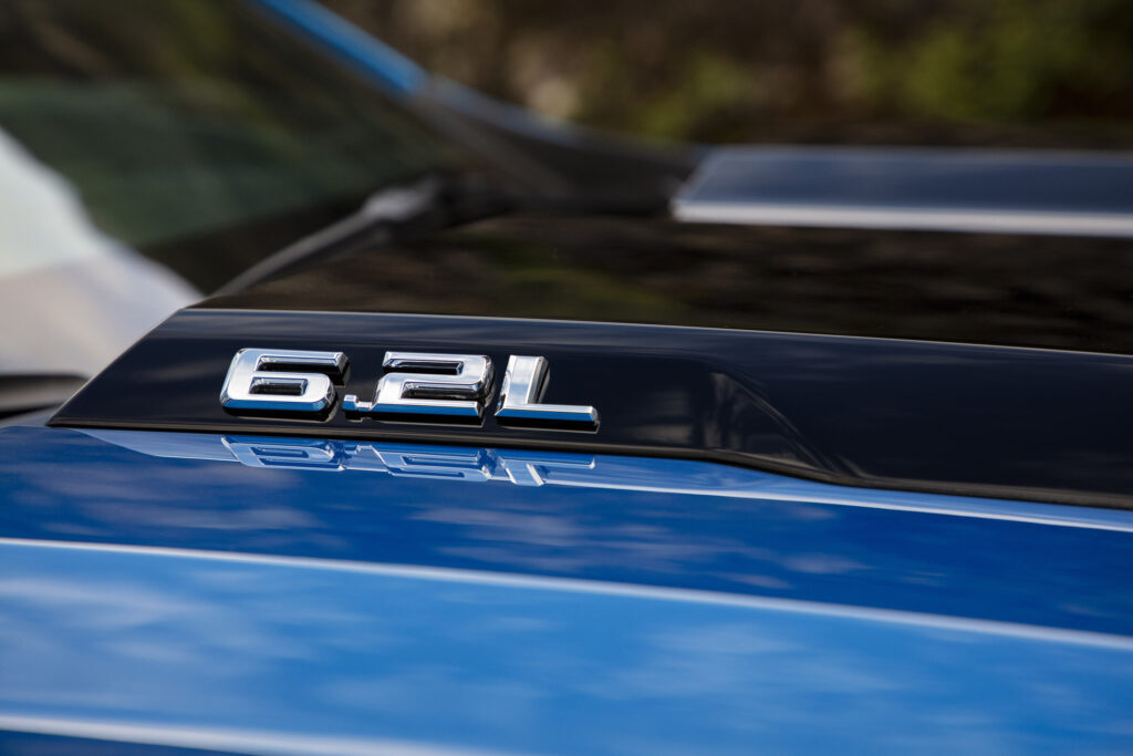 Chevy ZR2 6.2-liter engine