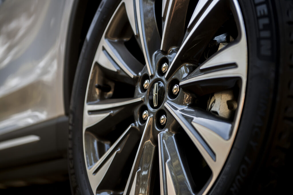 Lincoln Corsair wheels