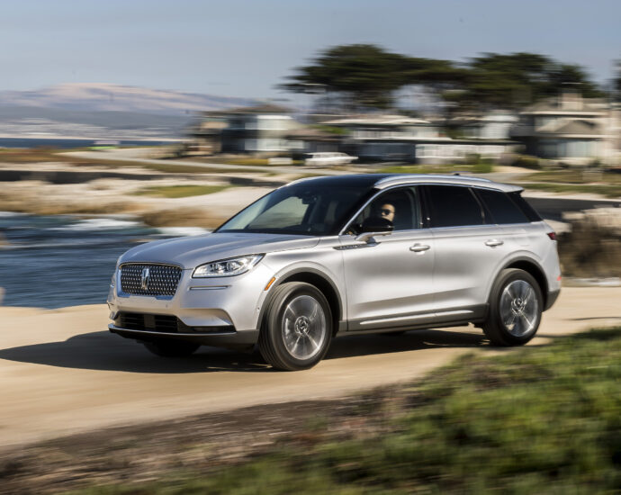 front corsair beach running