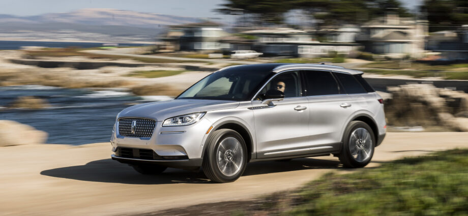 front corsair beach running