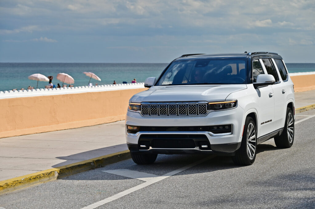 New Jeep Wagoneer 2022