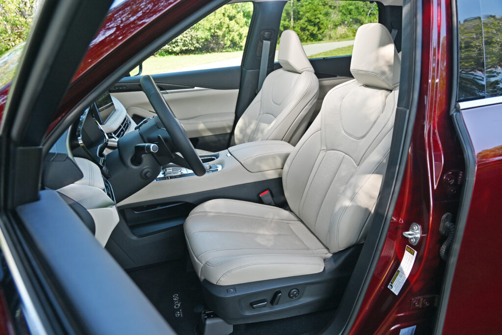 Infiniti QX60 interior