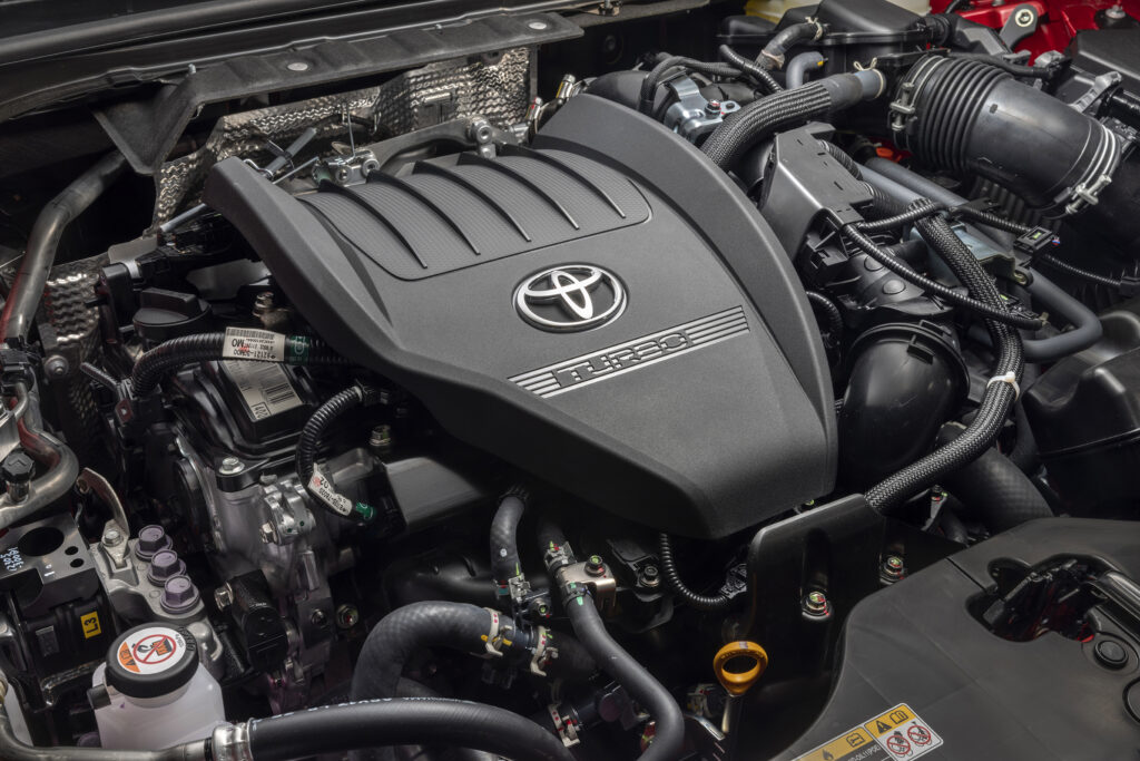 New Toyota Crown engine 2023 Sedan