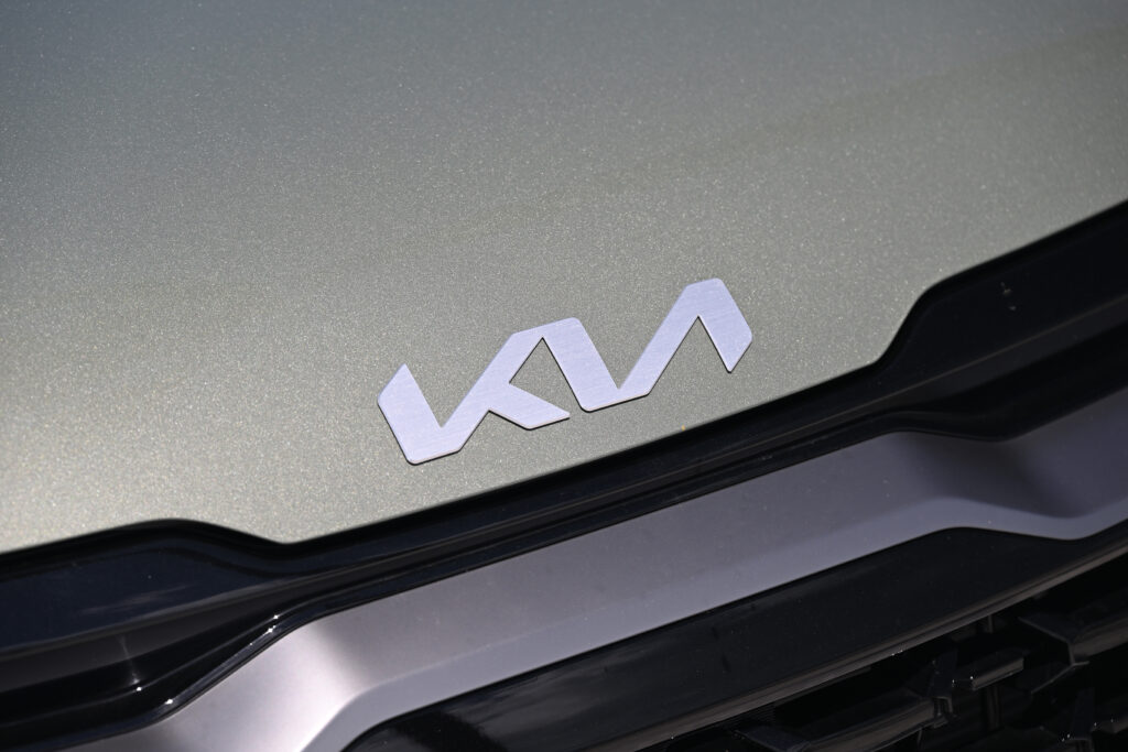 kia logo