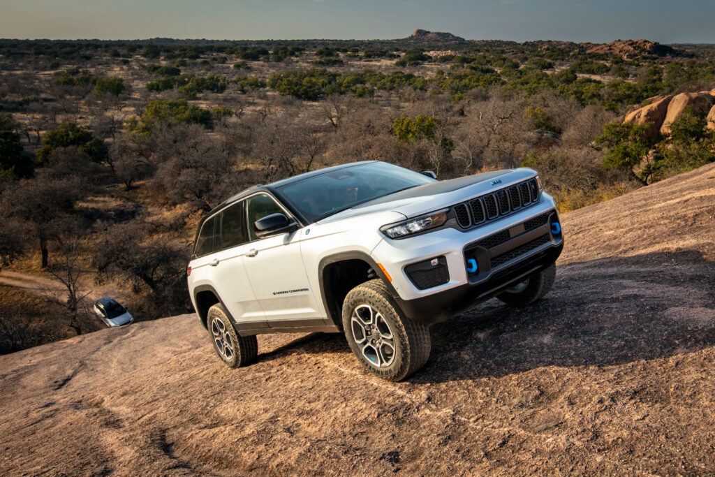 mountain climbing Jeep