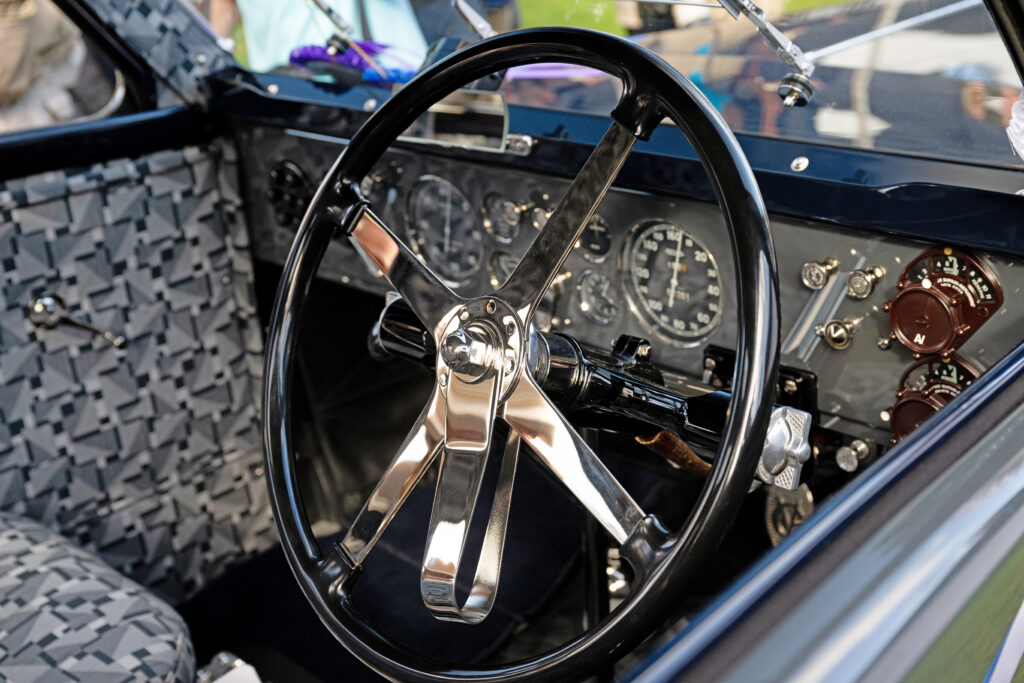 Type C25 interior