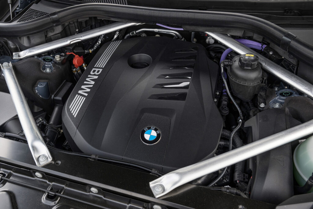 3.0-liter turbo inline 6-cylinder