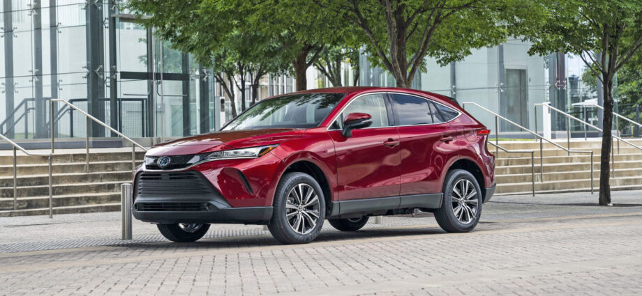 Venza hero