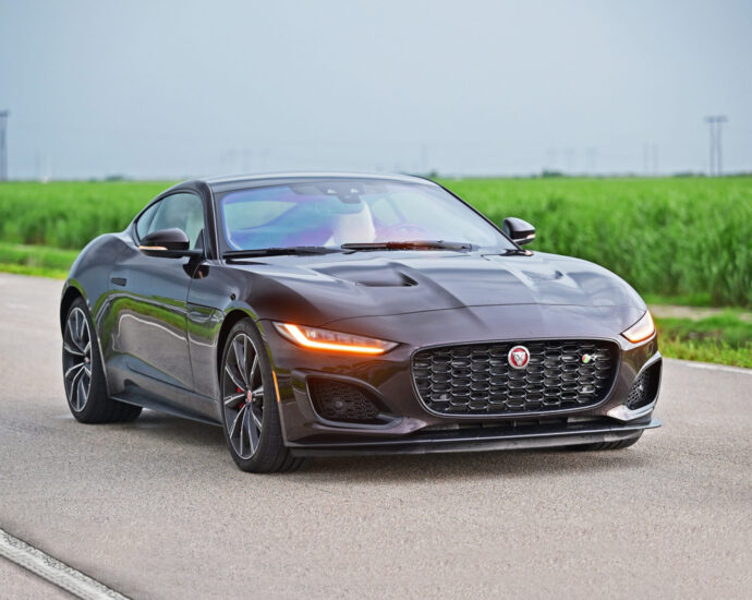 Jag F-Type R