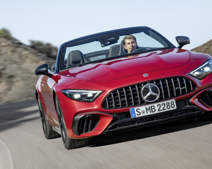 mercedes-amg sl55 roadster