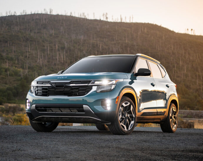 2024 Kia Seltos SX