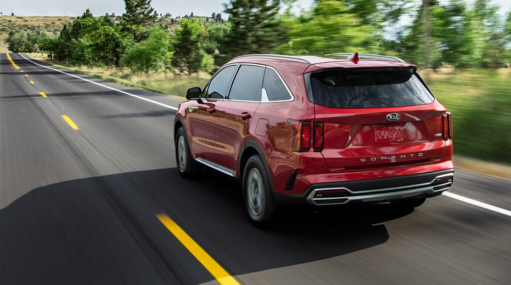 rear view Sorento Hybrid