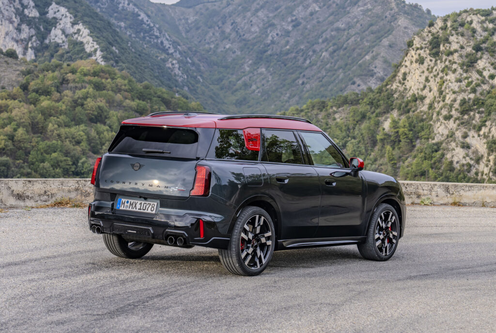 Countryman rear view