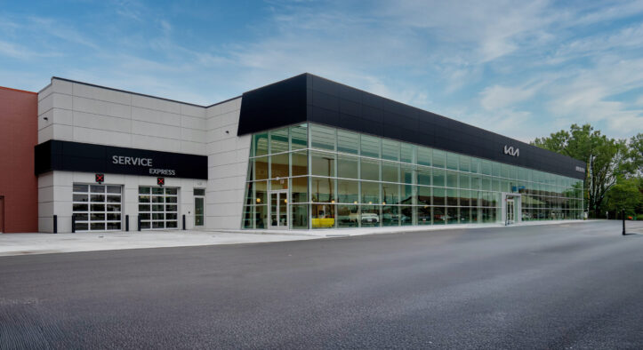 Napleton’s River Oaks Kia dealership has moved!