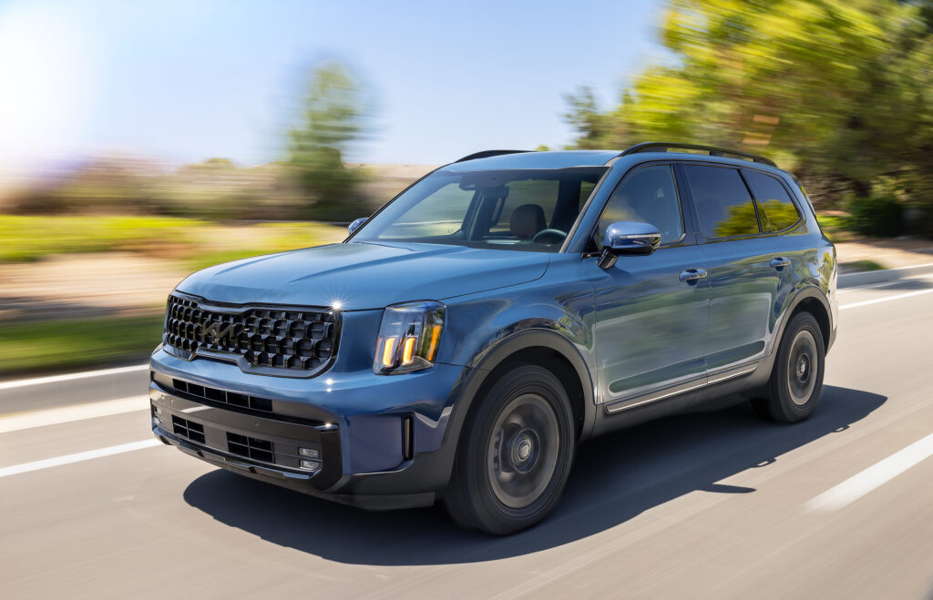 Review of New Kia Telluride Off Roading AWD