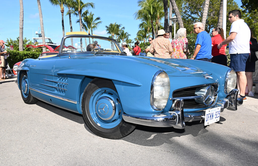 Mercedes-Benz 300 SL Roadster.