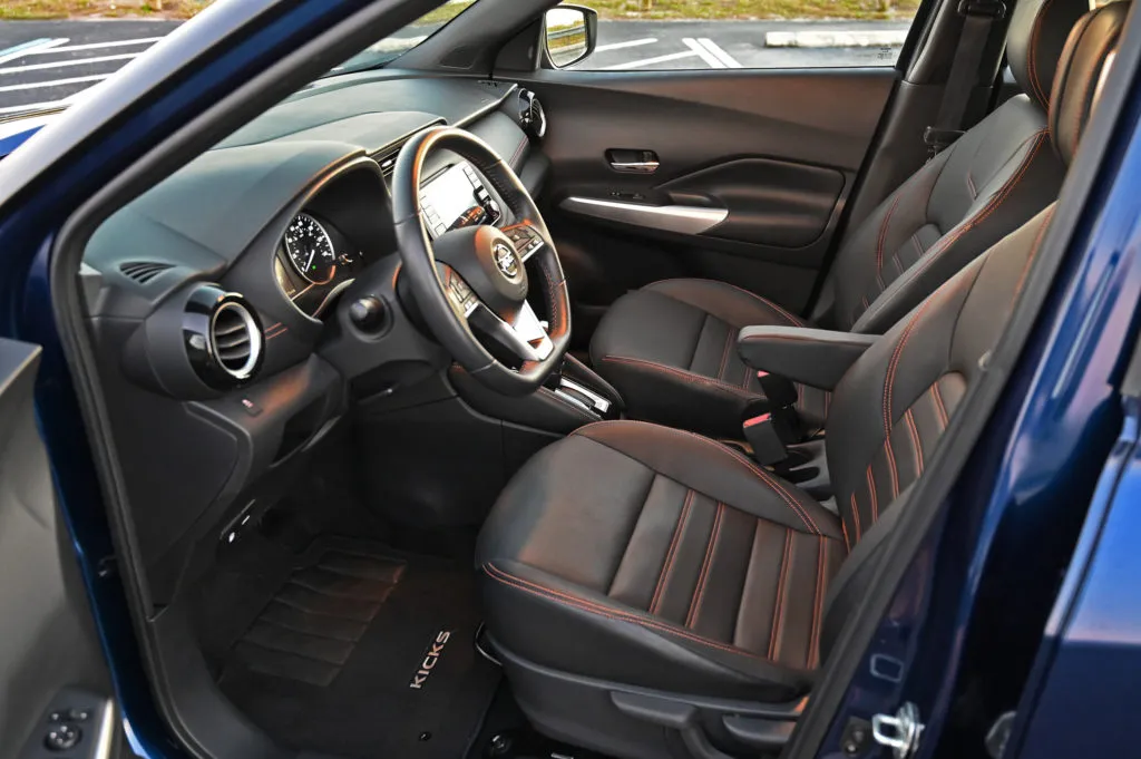 2018 Nissan Kicks SR Interior