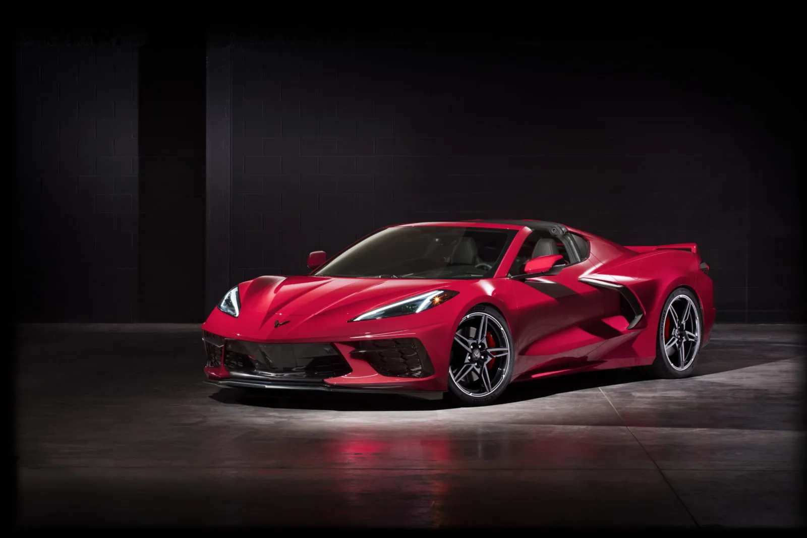 Chevrolet Corvette Stingray Photo Review
