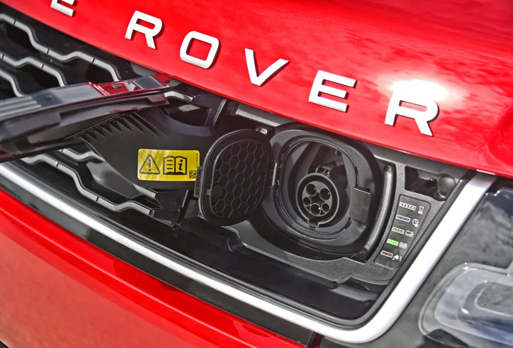 Me Range Rover Sport P400e Hybrid 011