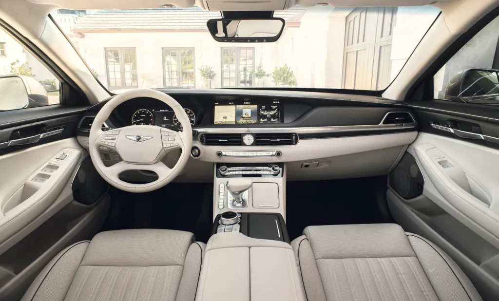 Genesis G90 Interior