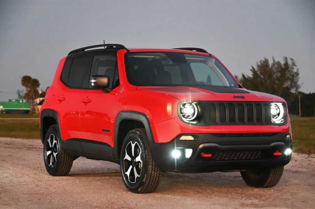 Jeep Renegade right front 3/4