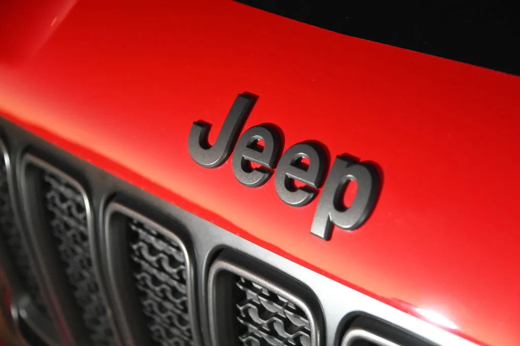 Jeep Renegrade Grille