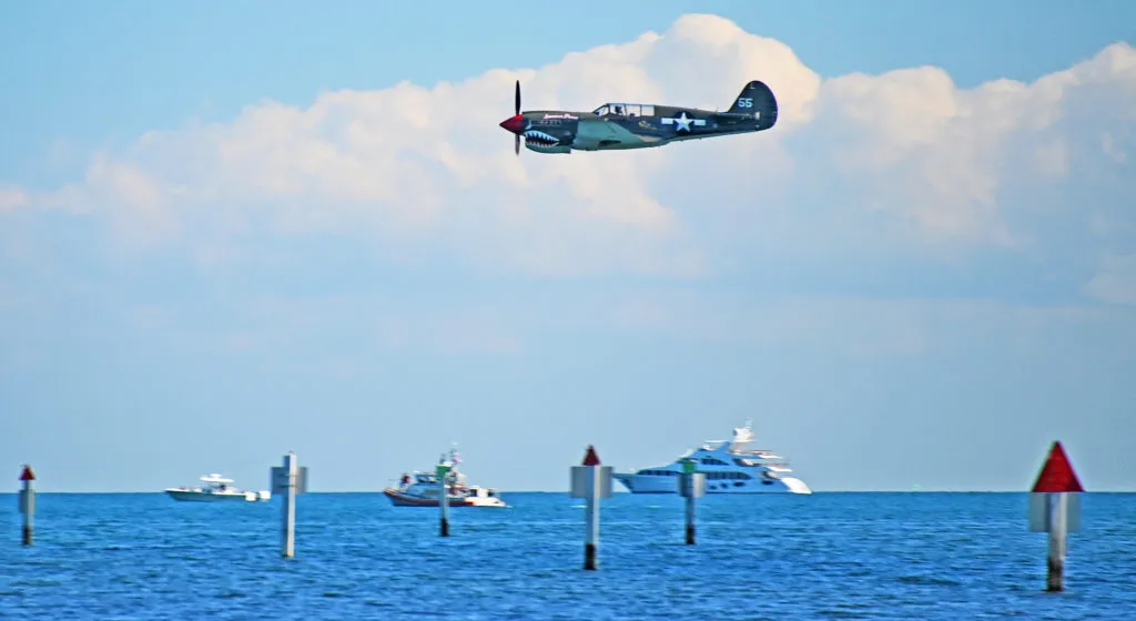 P40-N skims the water