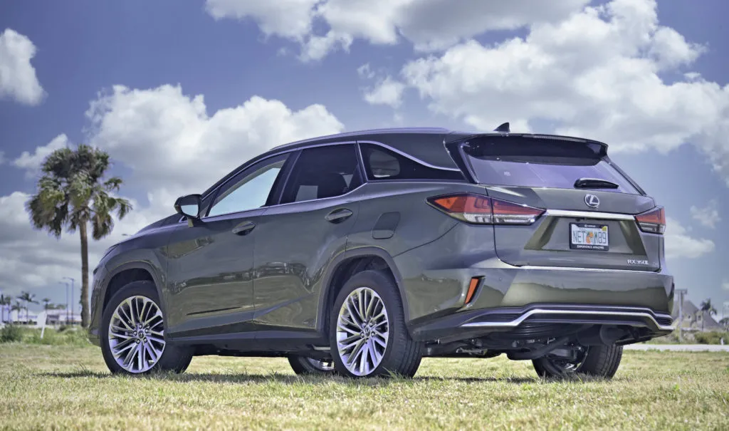 Lexus RX 350L rear view