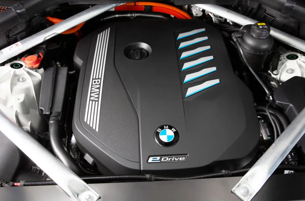 BMW x5 xdrive engine