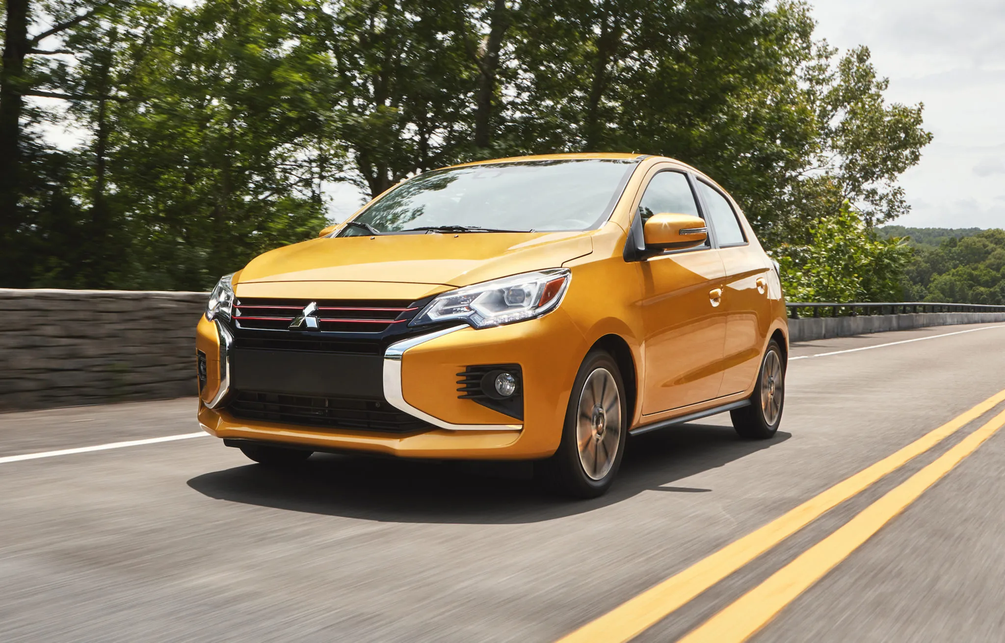 mitsubishi motors mirage running