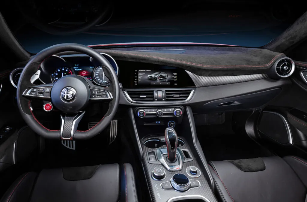 Giulia Dashboard