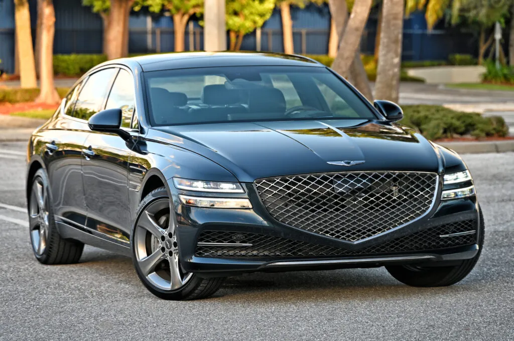 New Genesis G80 Sedan