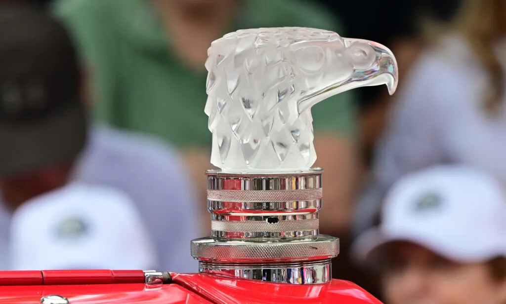 Dupont hood ornament