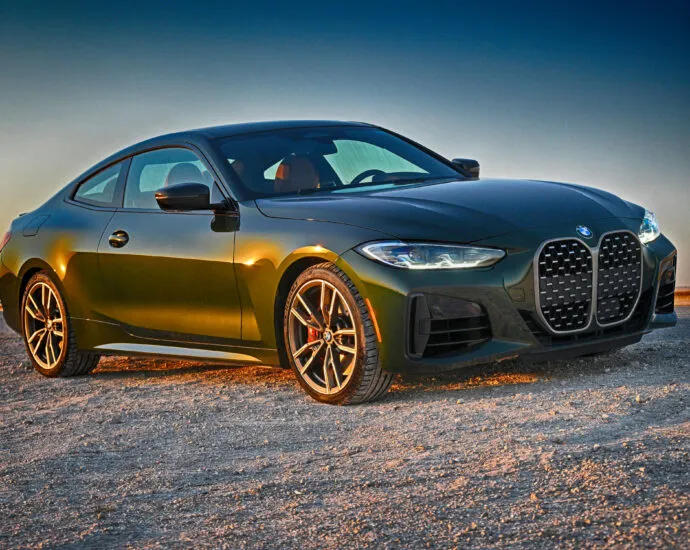 right side hero M440i