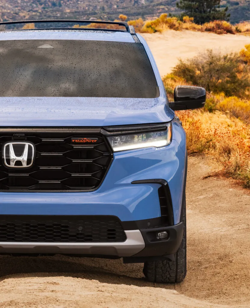 Pilot Trailsport front