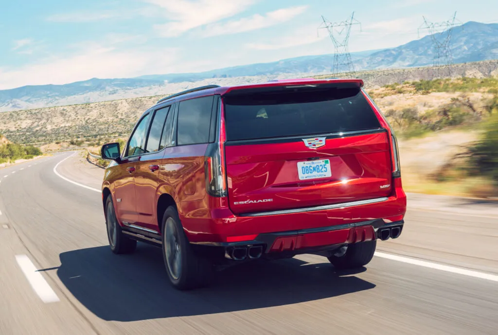 rear motion escalade