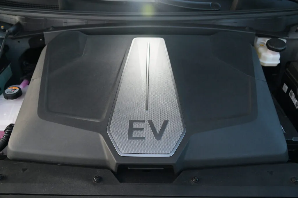 ev6 cladding