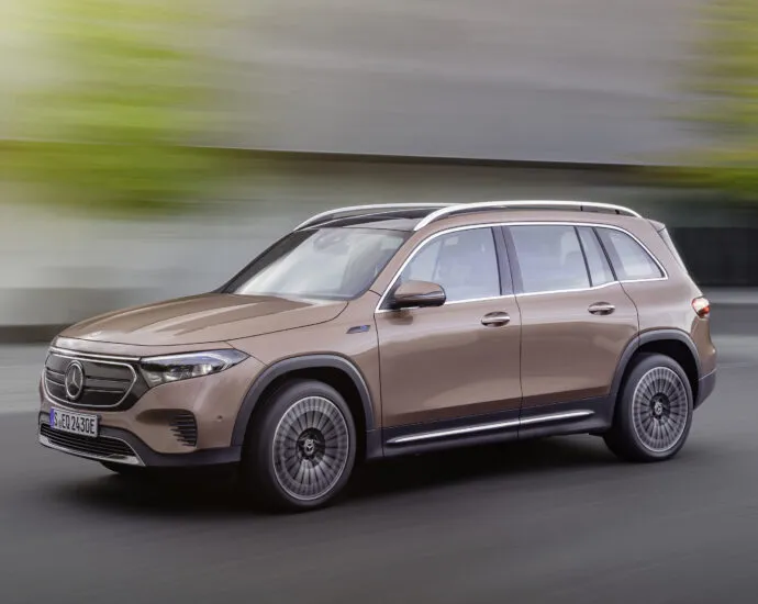 Mercedes-Benz EQB350