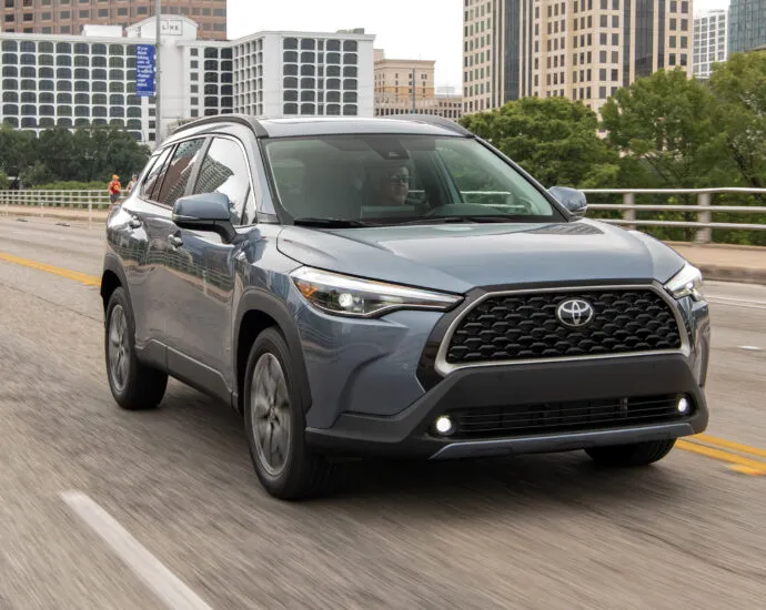 Toyota Corolla Cross XLE