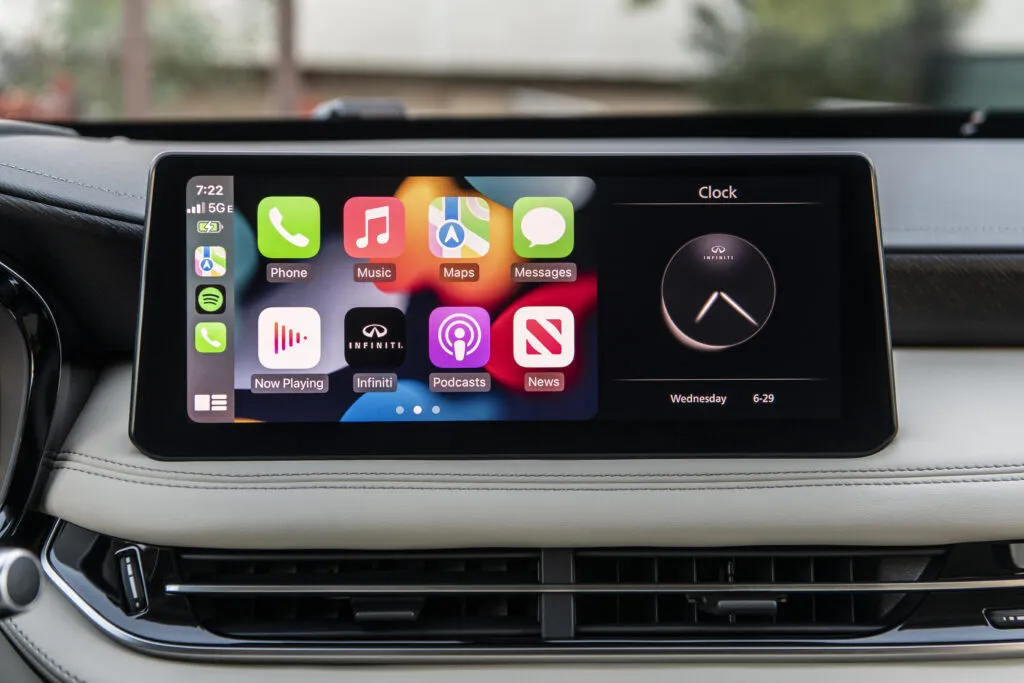 Apple CarPlay