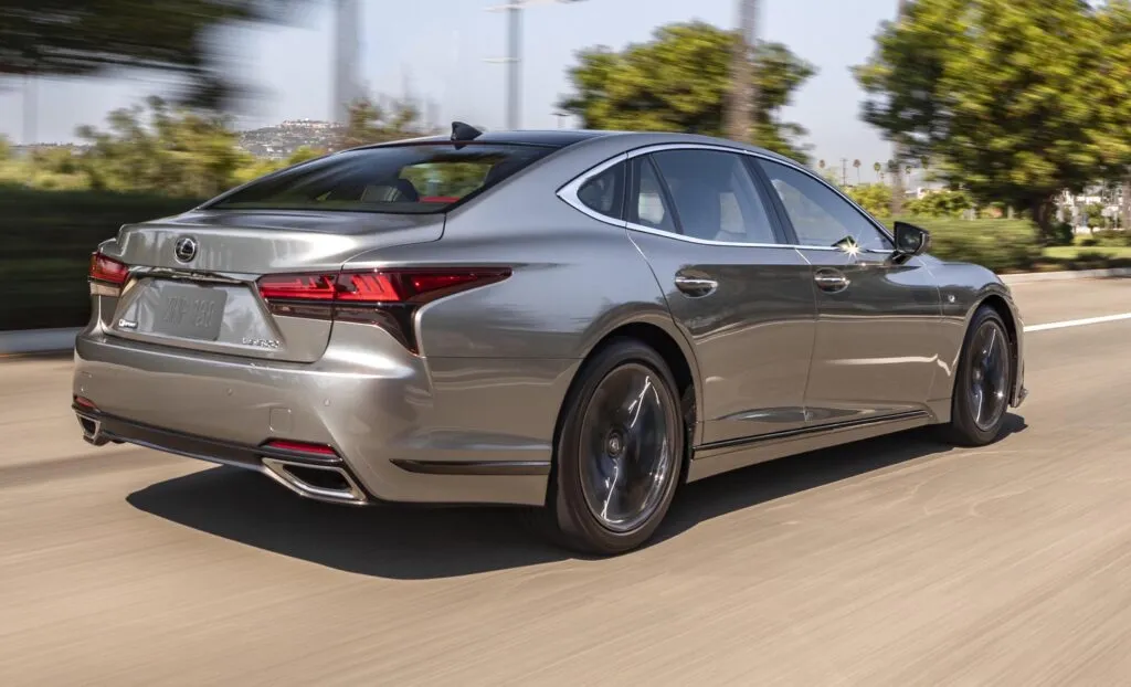 Lexus LS 500 FSport AWD