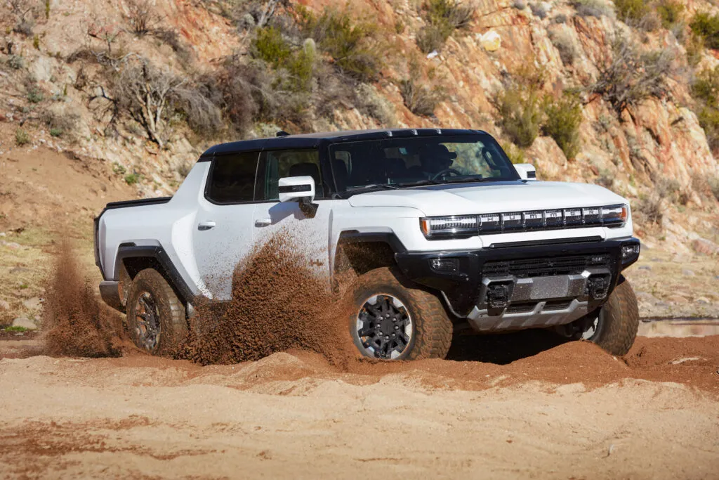 hummer turning off-road